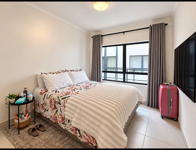 2 BEDROOM APARTMENT FOR SALE IN UMHLANGA RIDGE